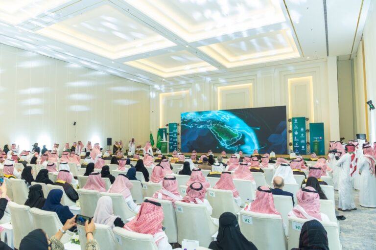 أمير-الشرقية-يدشّن-منتدى-الاستثمار-الصحي-ويشدد-على-تعزيز-الشراكات-ورفع-كفاءة-الخدمات