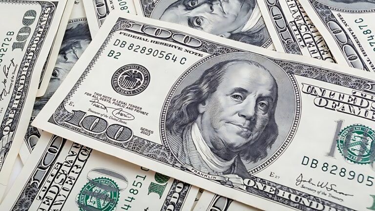 سعر-الدولار-مقابل-الجنيه-المصري.-تراجع-حاد-في-ختام-تعاملات-الأربعاء