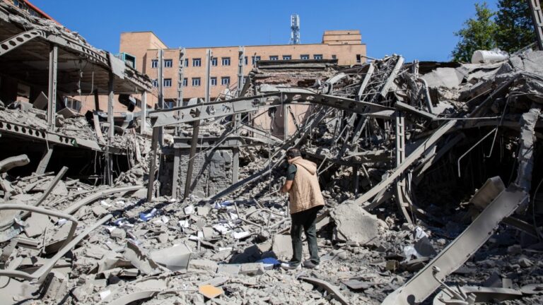 تفاصيل-مهمة.-خسائر-بشرية-واقتصادية-فادحة-لإيران-خلال-الحرب