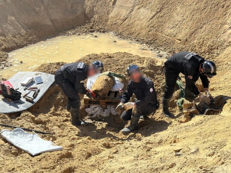 صور|-تفجير-قنبلة-من-الحرب-العالمية-الثانية-قرب-باريس-بعد-تعذر-تعطيلها