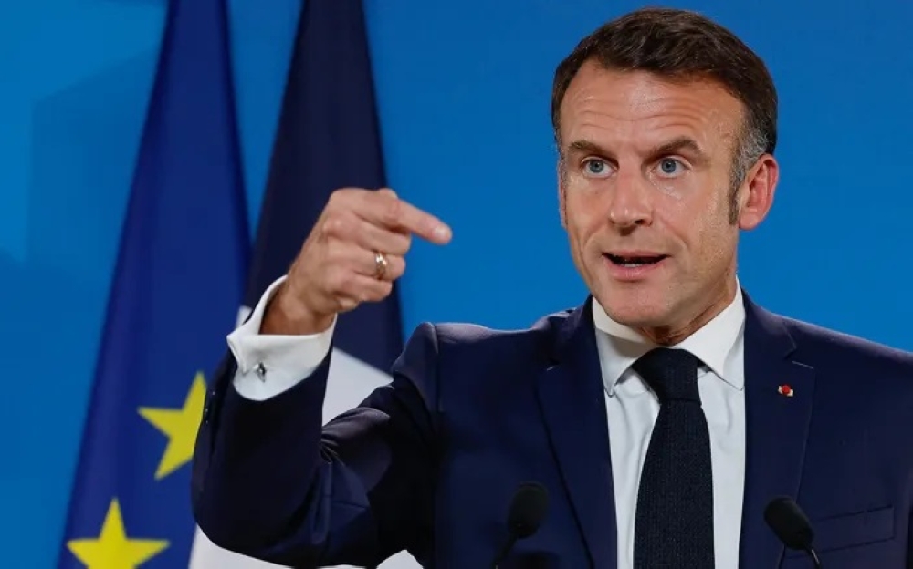 ماكرون يُحمّل الجانبين الأمريكي والإيراني معًا مسؤولية أزمة مضيق هرمز