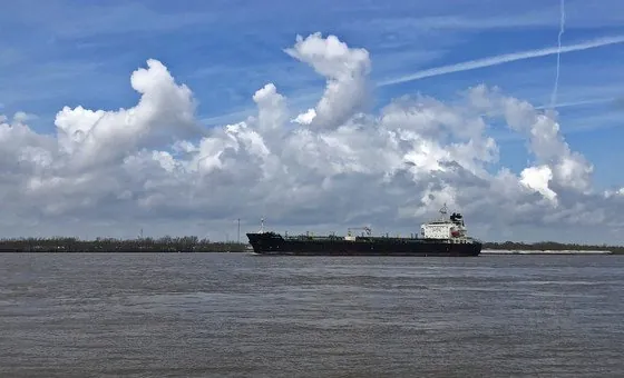 المنظمة-البحرية-الدولية-تدعو-لوقف-الهجمات-على-السفن-في-الشرق-الأوسط واستعادة-حرية-الملاحة