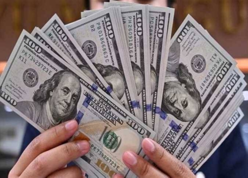 ارتفاع-سعر-الدولار-مقابل-الجنيه-المصري-في-ختام-تعاملات-الأربعاء