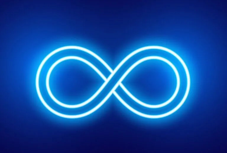 في-سباق-مع-الذكاء-الاصطناعي.-ميتا-تعتزم-تسريح-ثمانية-آلاف-موظف