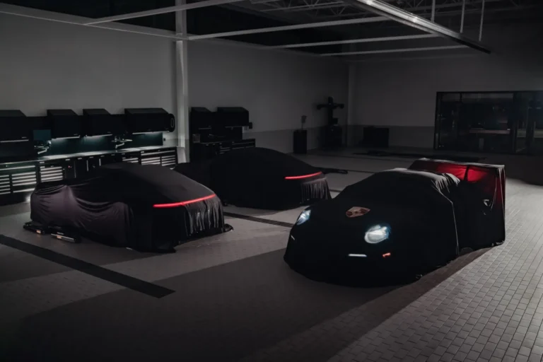 بورش-تكشف-عن-ثلاث-سيارات-911-مستوحاة-من-فلم-toy-story-5