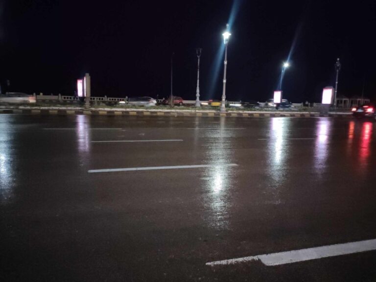 حتى-3-صباحًا.-أمطار-خفيفة-إلى-متوسطة-على-أجزاء-من-الشرقية