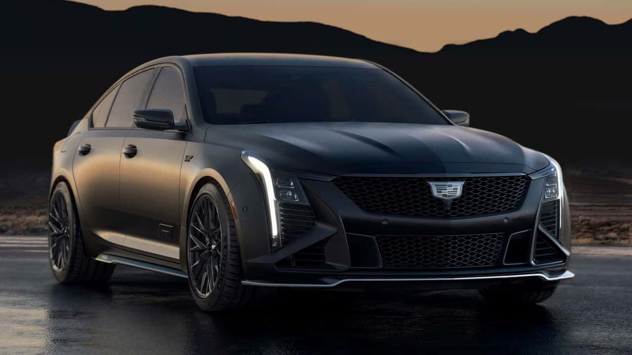 كاديلاك-تكشف-عن-ct5-v-blackwing-f1-2026-الأقوى-وبناقل-يدوي-فقط