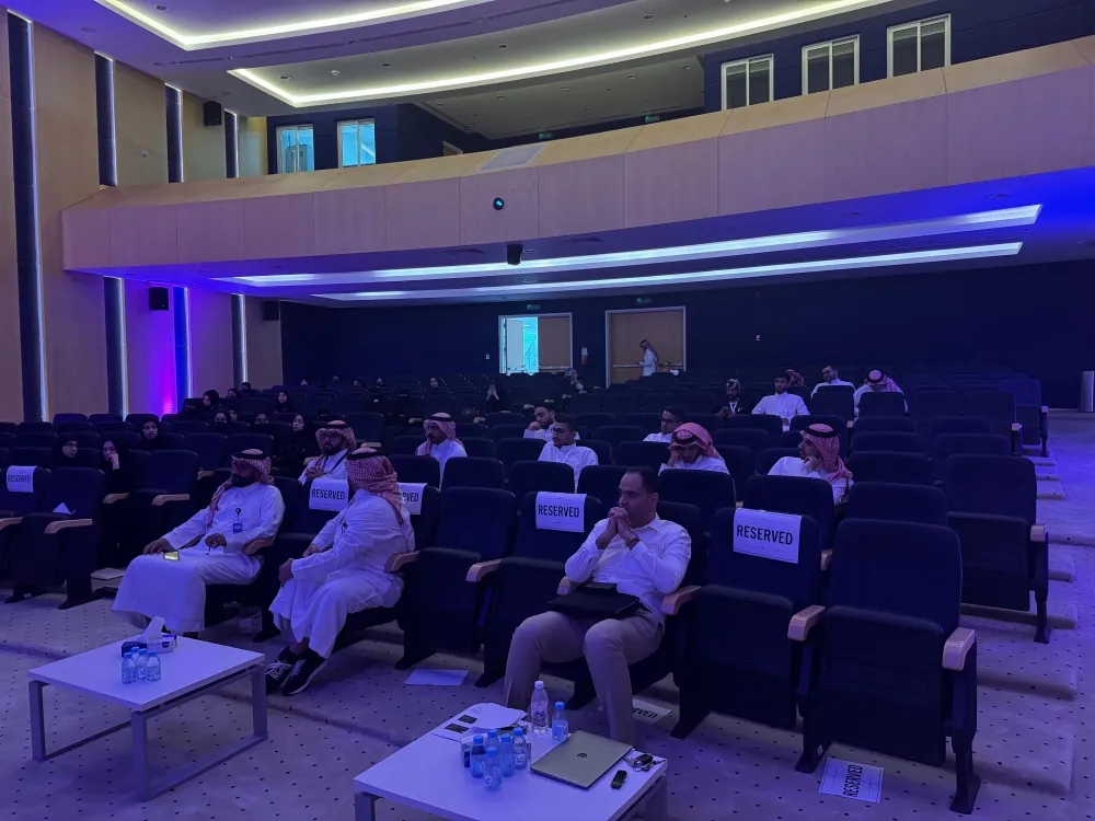 الدمام.-100-مشارك-و20-متحدثاً-في-دورة-متخصصة-للرعاية-التنفسية-المتقدمة