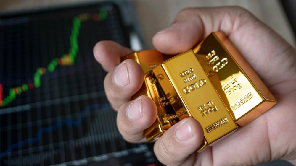 الذهب-يتراجع-1.2%-وسط-تعثر-محادثات-السلام-بين-أمريكا-وإيران