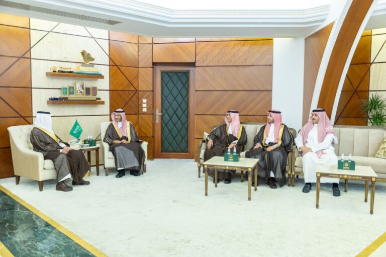 أمير-الشرقية-يرعى-توقيع-اتفاقية-تعاون-بين-الإمارة-وجامعة-الإمام-عبدالرحمن-بن-فيصل-لتعزيز-الابتكار-المؤسسي
